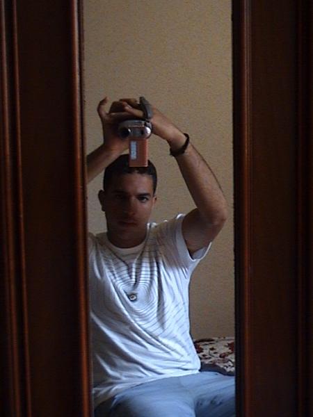 ------------------)moi