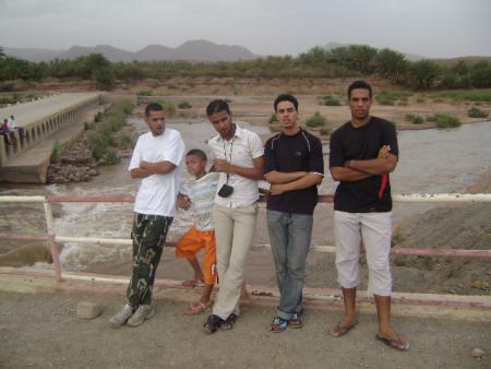 -----------------------------> grOup4 avec hassan Miftah